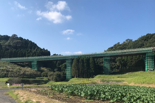 鹿児島県指宿市 吊足場工事