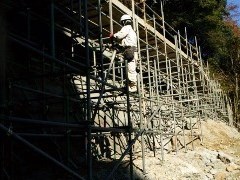 鹿児島県九七トンネル法面足場
