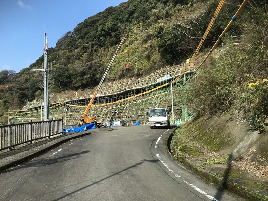 鹿児島県鹿児島市松元町法面足場